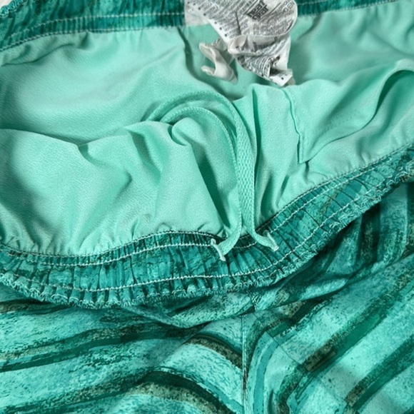 Under Armour Turquoise Green Striped Athletic Shorts - Picture 4 of 8